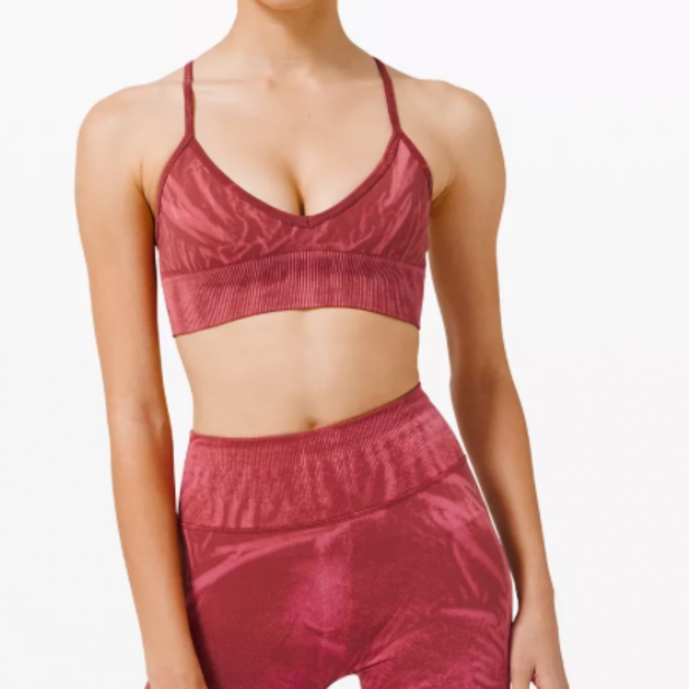 Lululemon ebb to street bra